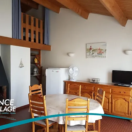 Maison Avec Piscine Chauffee, Proche Plage Et Commodites A - Fr-1-323-365 Casa de Férias